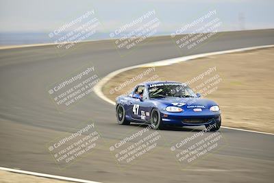 media/Jan-26-2025-CalClub SCCA (Sun) [[cfcea7df88]]/Group 4/Race/